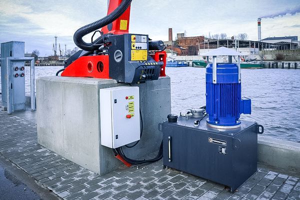 Liepājas ostas zvejas kuģu piestātņu modernizēšanas darbi