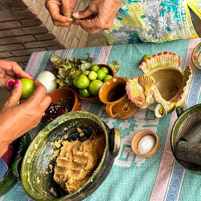 Cocina en el Campo: ¡Aprende a hacer tamales, tortillas y salsas!