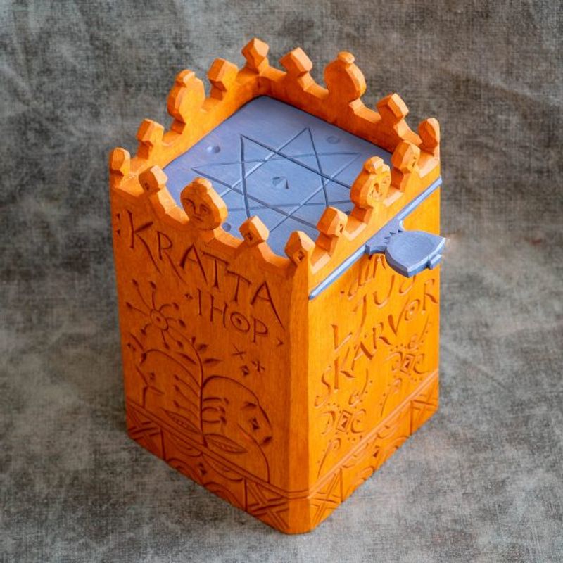 Lys Upp! Krympask med draglock. Citat av Bruno K. Öijer ”Kratta ihop dina ljusskärvor och lys upp!”