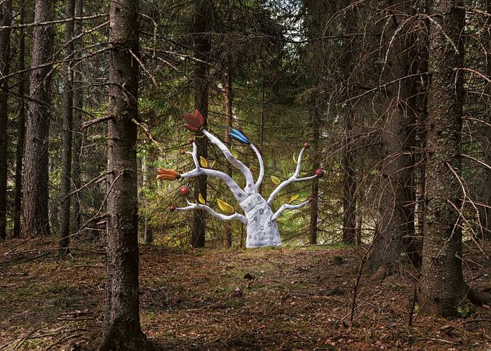 Livsträd Betula Ludens.  Umeå Airport