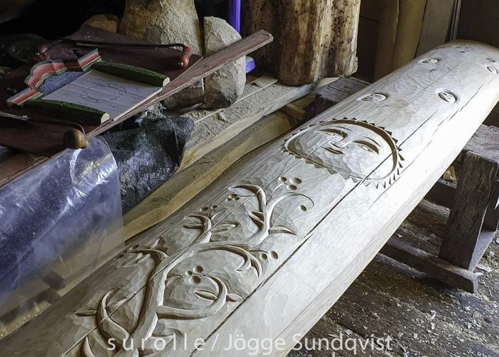 En av kolonnerna färdigskuren.