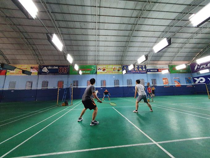 CM badminton court