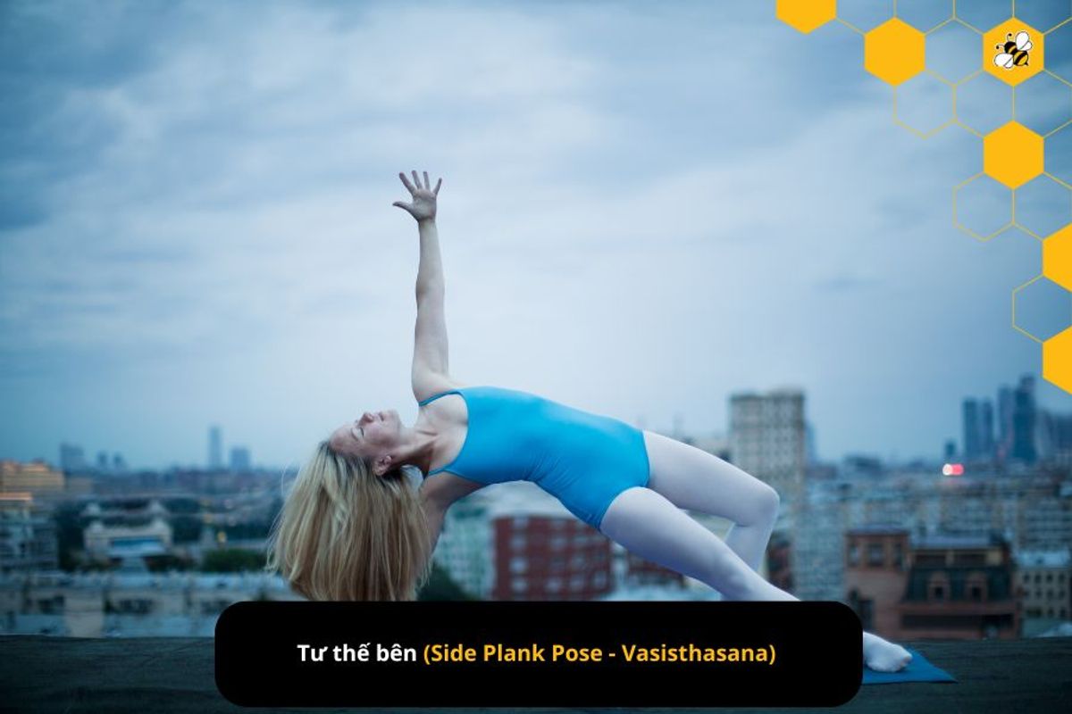 Tư thế bên (Side Plank Pose - Vasisthasana)