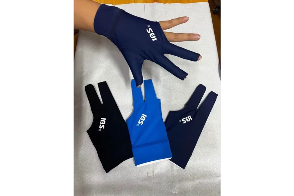 Giá găng tay bida trên thị trường hiện nay