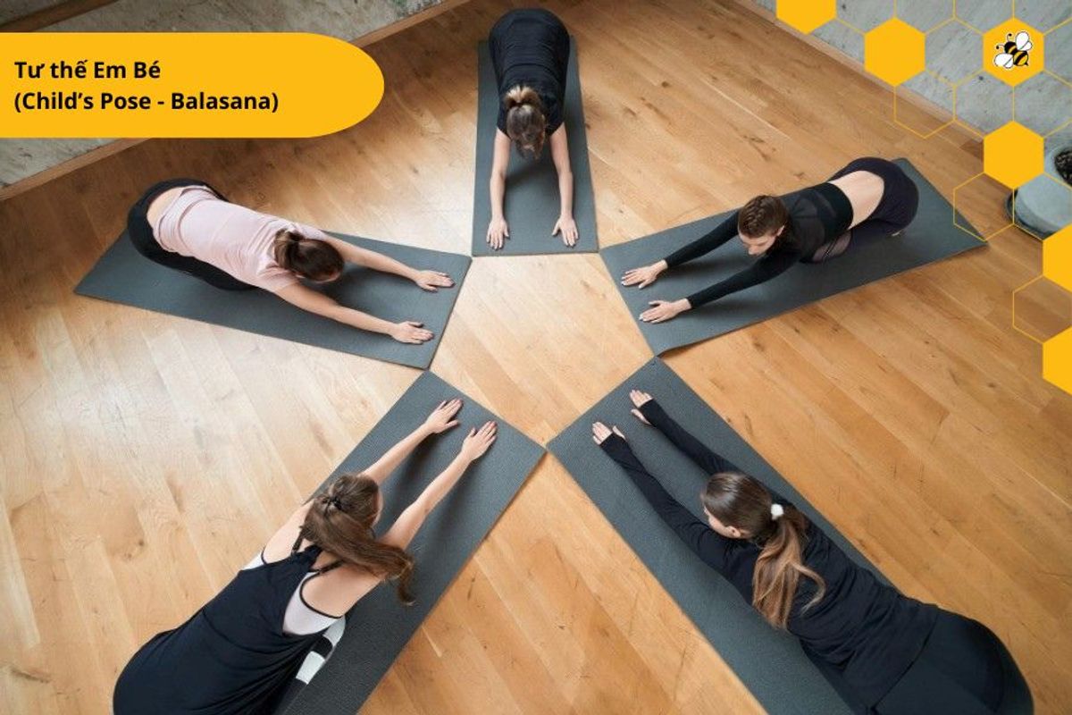 Tư thế Em Bé (Child’s Pose - Balasana)