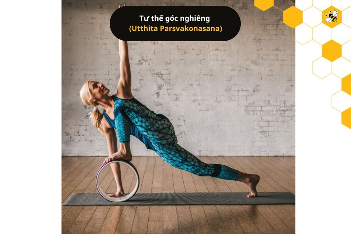 Tư thế góc nghiêng (Utthita Parsvakonasana)