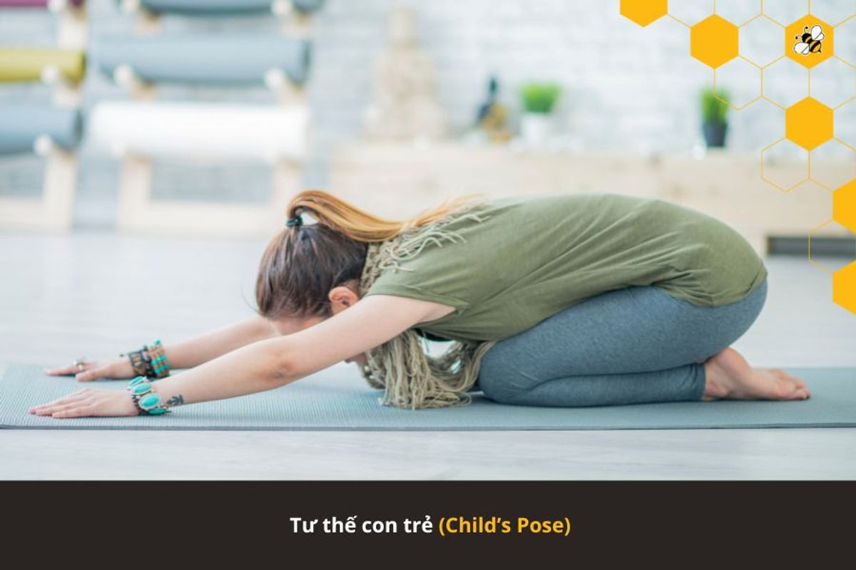 Tư thế con trẻ (Child’s Pose)