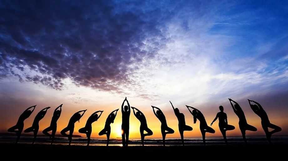 Yoga tập thể