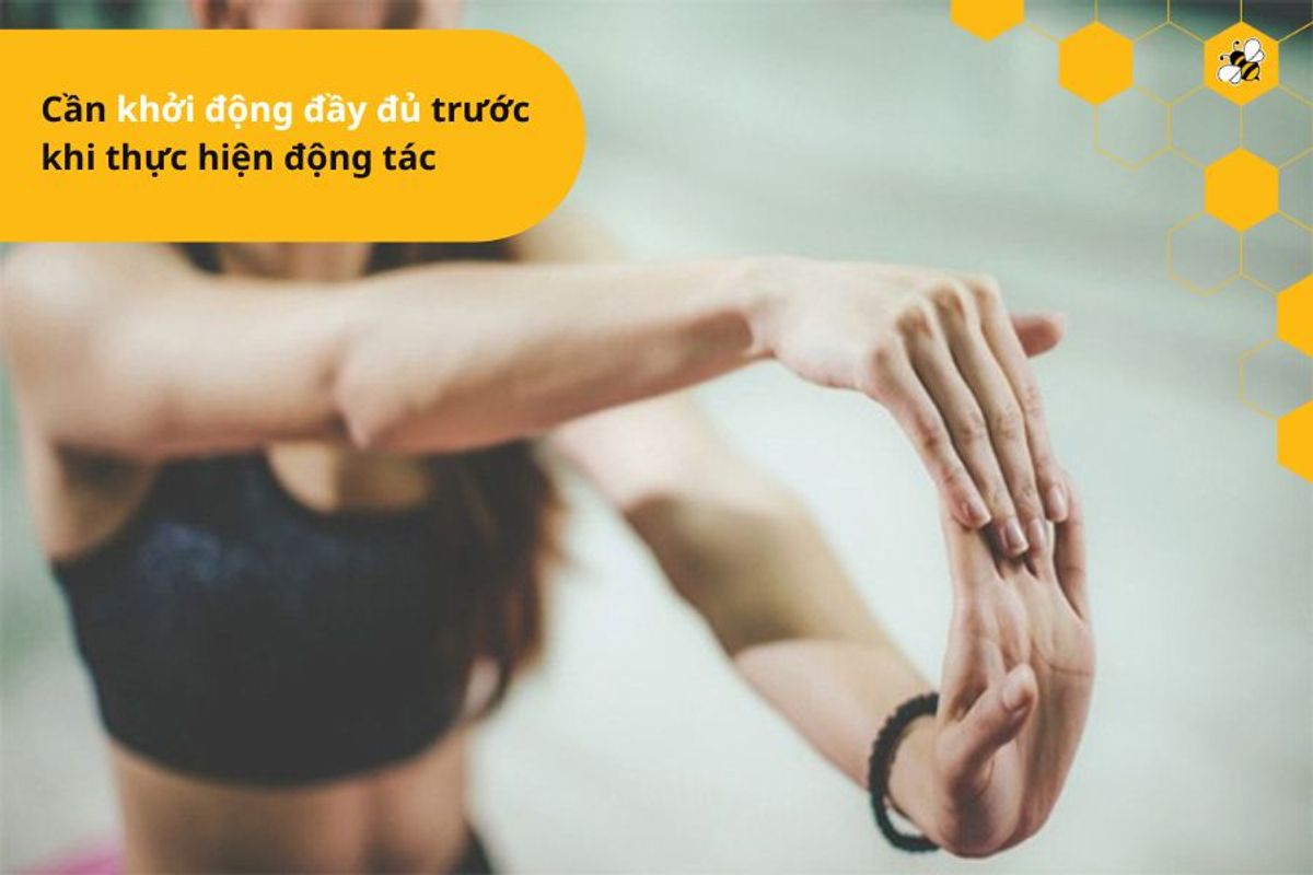 Cần khởi động đầy đủ trước khi thực hiện động tác