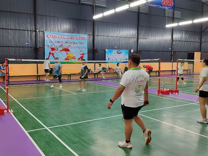 Sân cầu lông CM sport