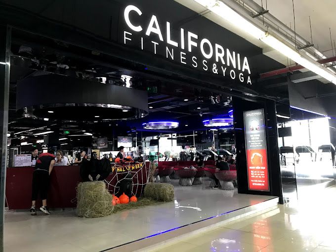 California Fitness & Yoga Quận Tân Bình