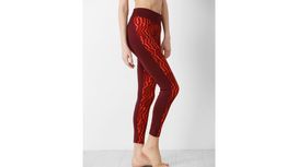 Quần Tập Yoga – Bí Quyết Chọn Và Sử Dụng Đúng Cách Cho Người Mới Bắt Đầu