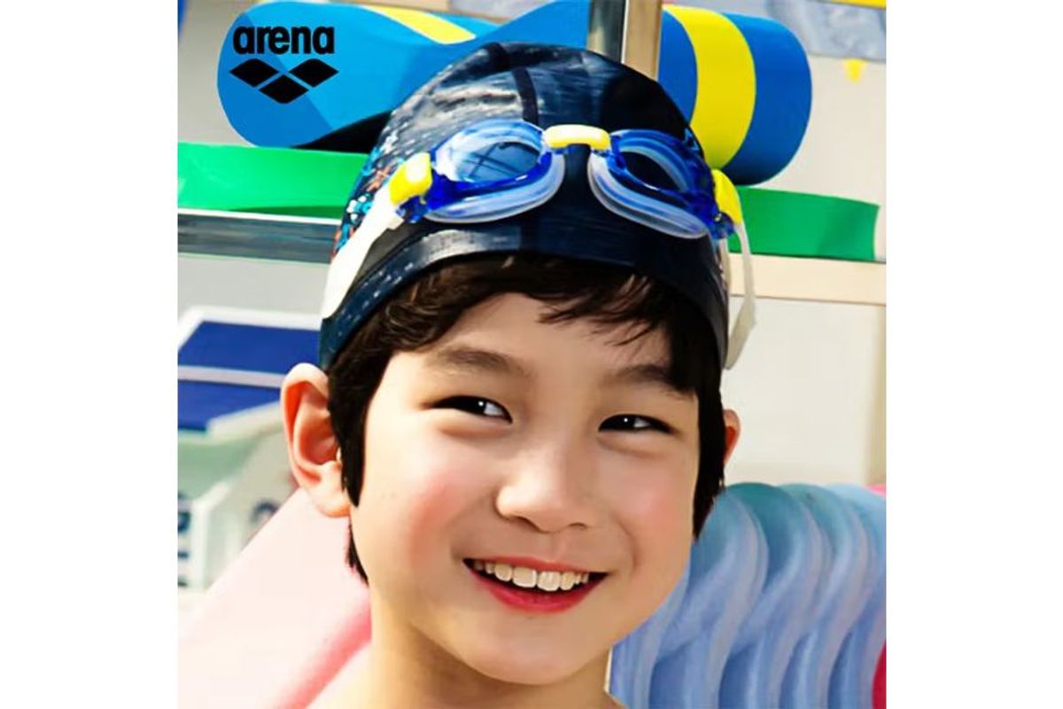 Kính Bơi Cho Bé: Tại Sao Cần Thiết?