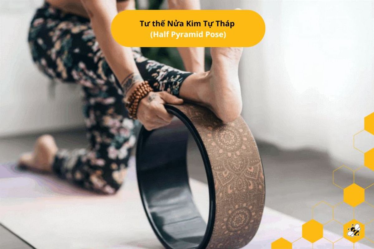 Tư thế Nửa Kim Tự Tháp (Half Pyramid Pose)