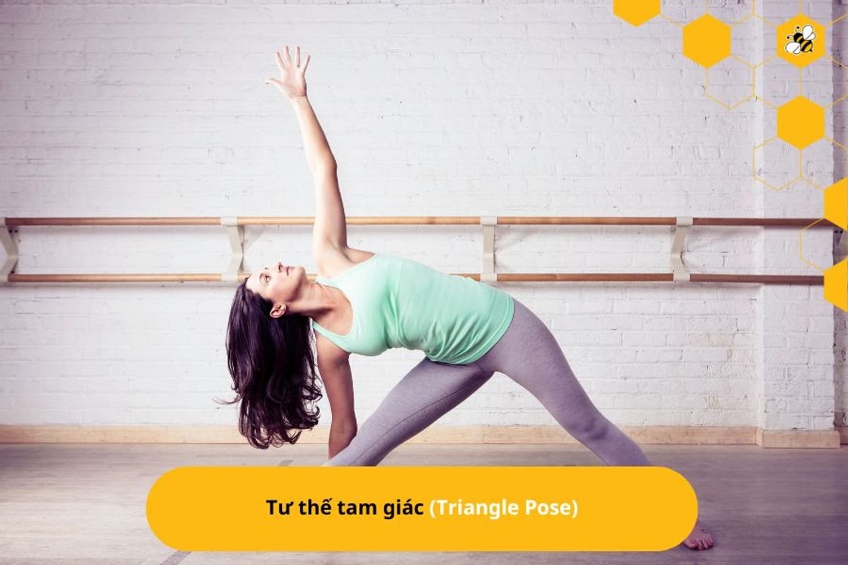 Tư thế tam giác (Triangle Pose)