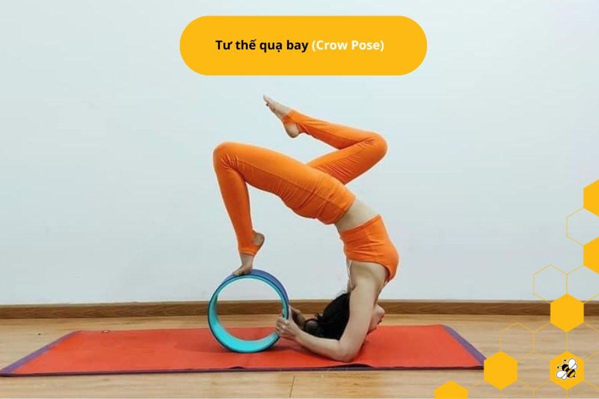 Tư thế quạ bay (Crow Pose)