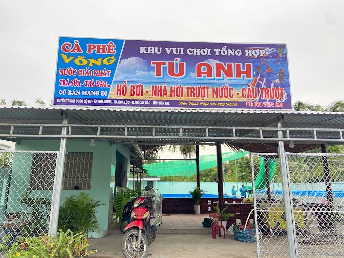 Khu vui chơi - Hồ bơi Tú Anh