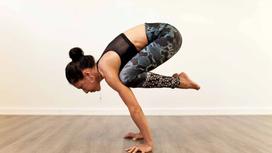 Tư thế con quạ trong yoga