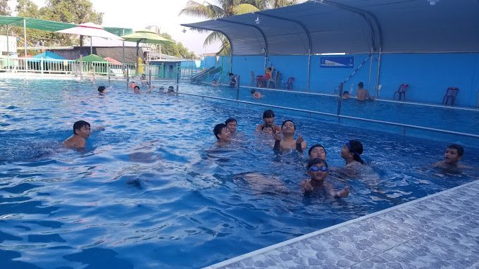 Thạch Sanh Swimming Pool