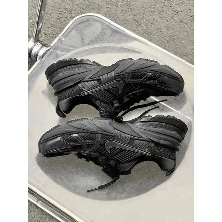 Giày thể thao kiểu dáng V2K pickleball, tennis Metallic Silver and Milk Black đủ màu cho Nam và nữ