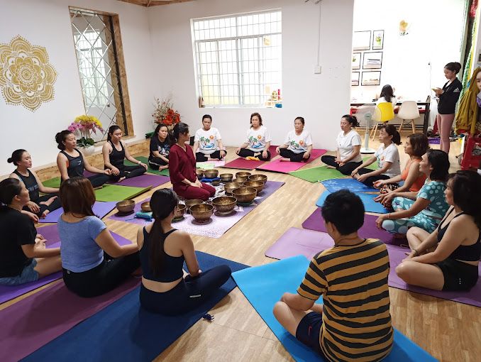 Trị liệu Yoga Chuông - CÔNG TY TNHH YOGA SINGING BOWL THERAPY