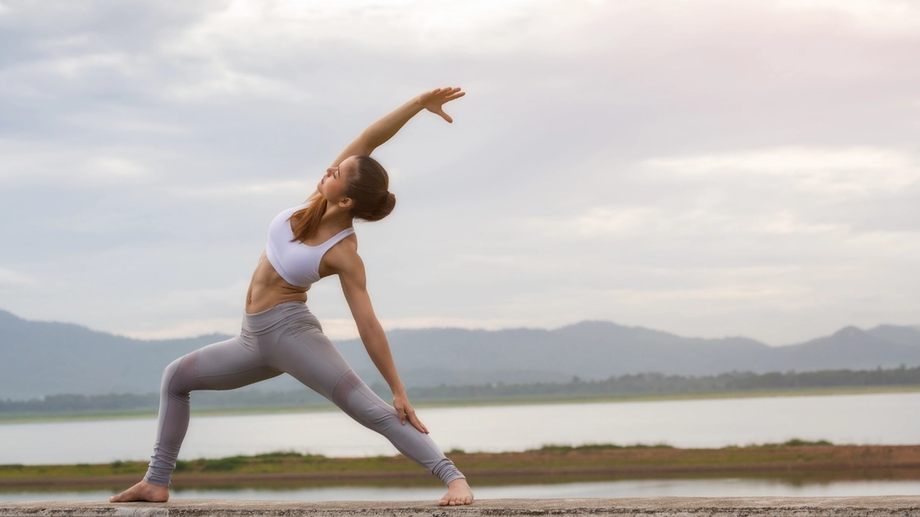 Hướng dẫn một số bài tập yoga cho người mới bắt đầu