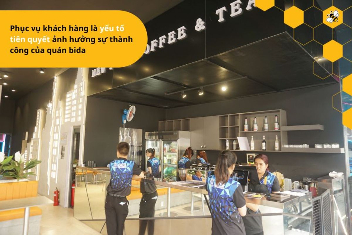 Phục vụ khách hàng là yếu tố tiên quyết