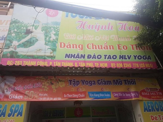 Yoga Huỳnh Hoa