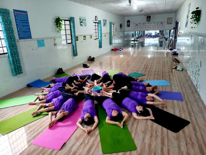 Câu Lạc Bộ Yoga Lan Chi