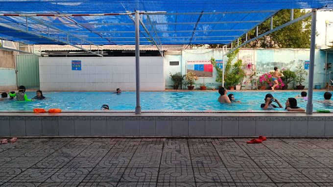 Nhat Quang Swimming Pool