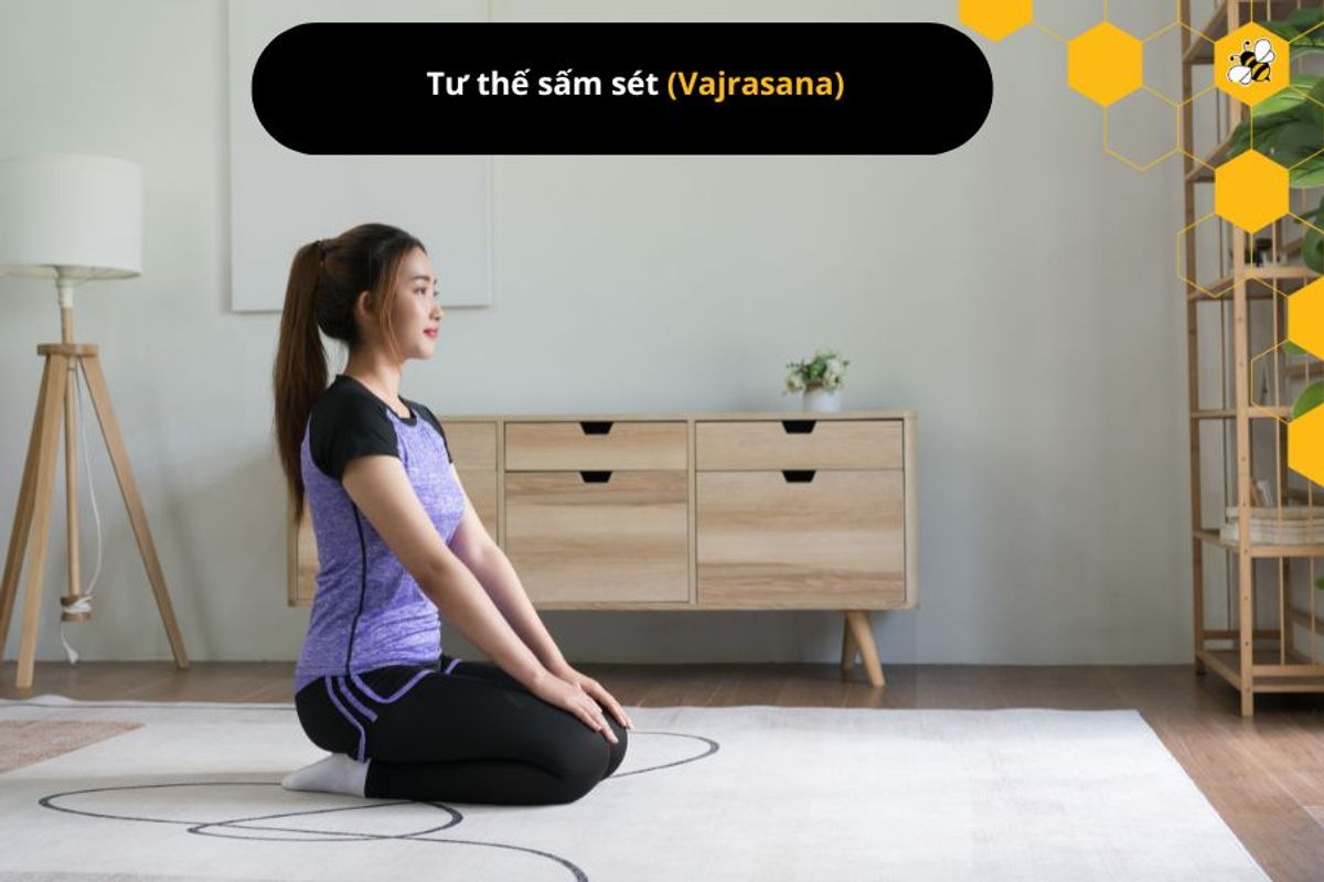 Tư thế sấm sét (Vajrasana)