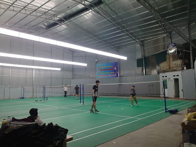 Sân Cầu Lông Yên Bệ - AE BADMINTON