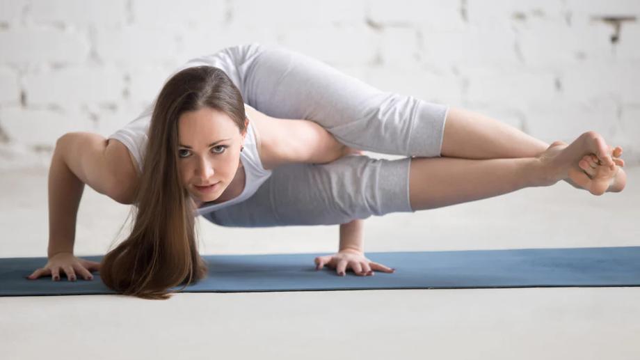 Các tư thế yoga khó