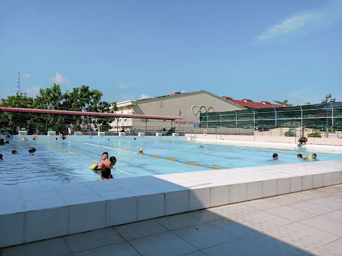 Nguyễn Đình Chiểu High School Swimming Pool