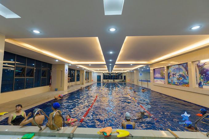 Blue Star Pool - Bể bơi 4 mùa