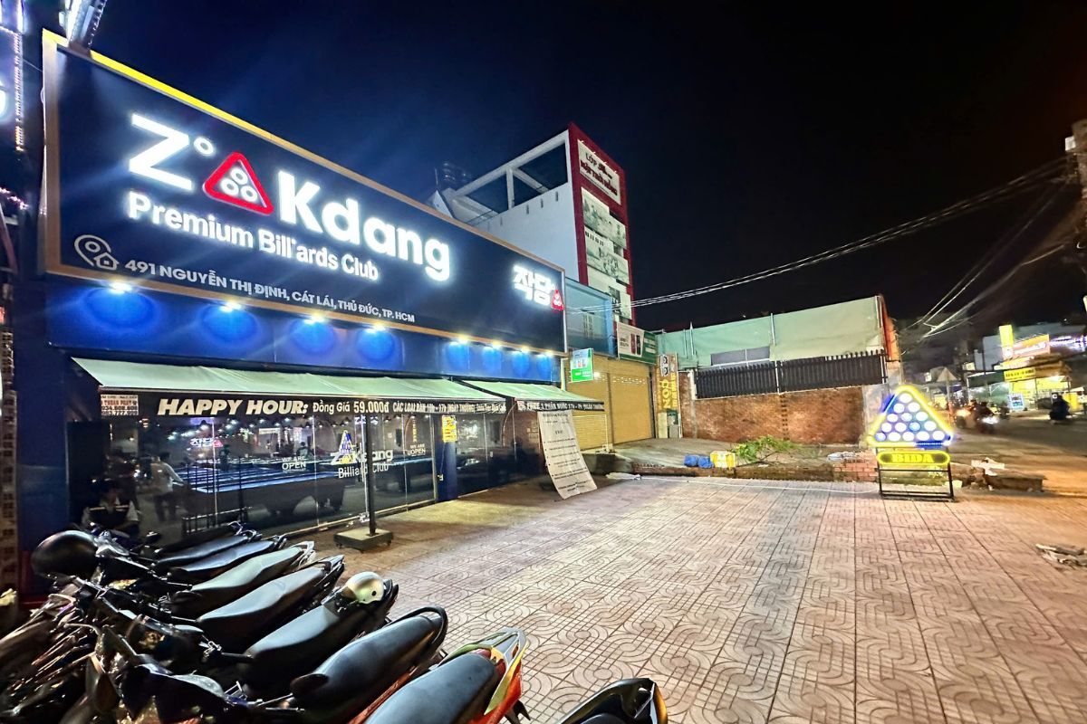 ZAKDang Premium Billiards Club