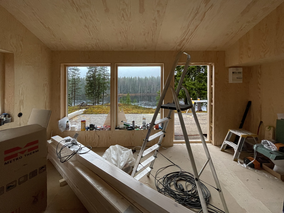 Default image alt text