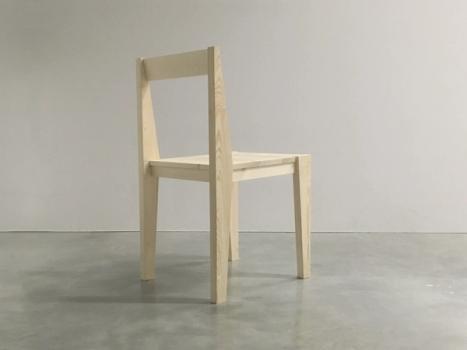 Default image alt text