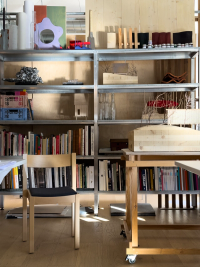 Default image alt text