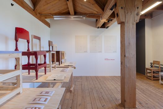 Default image alt text