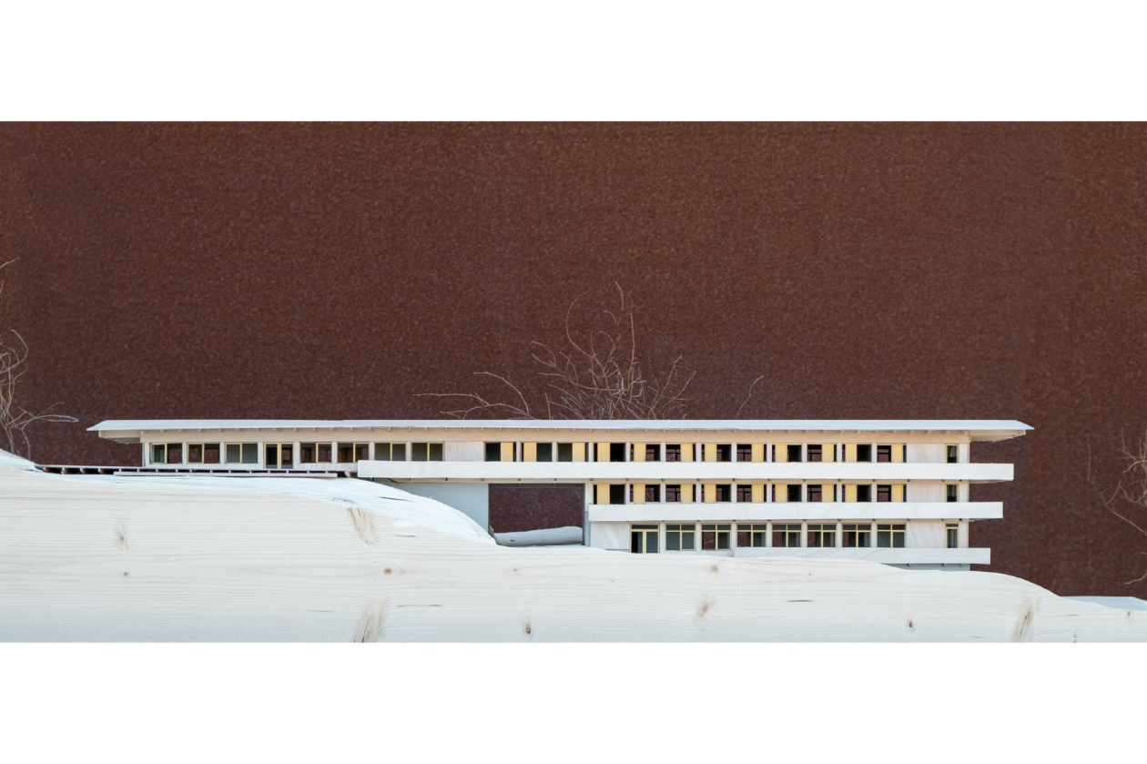 Default image alt text