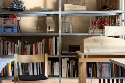 Default image alt text