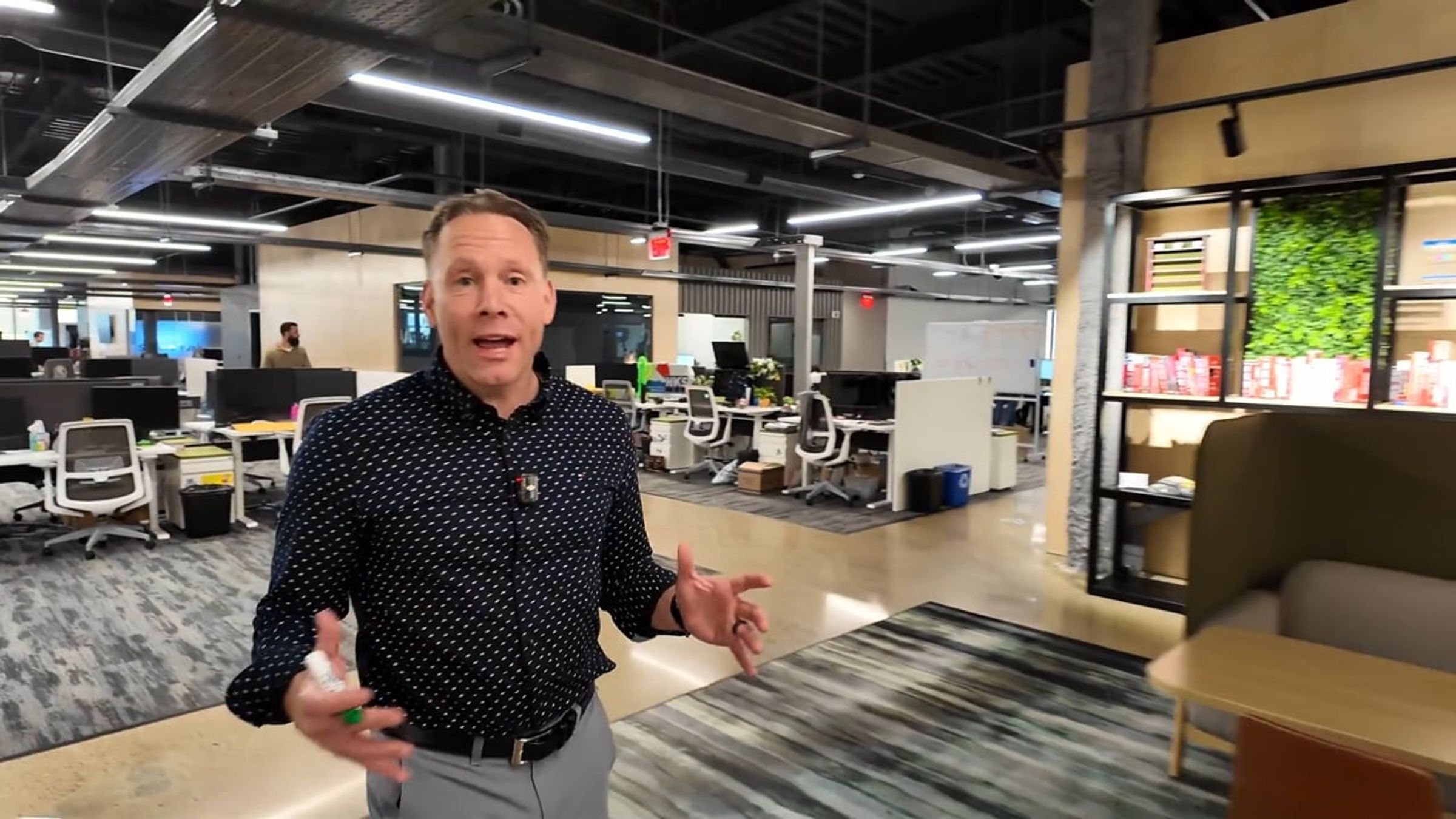 Presenter speaking in Gecko’s office