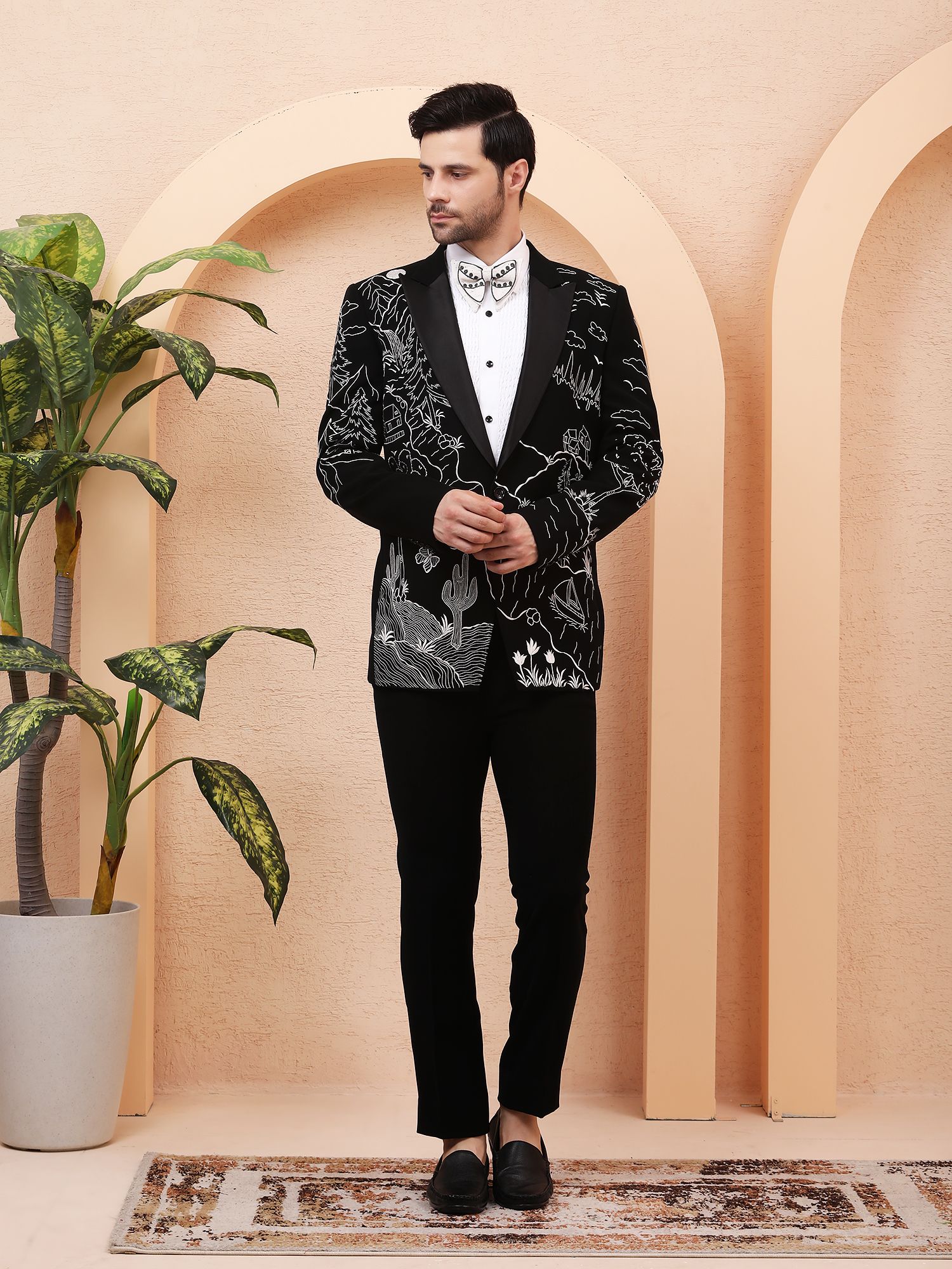 NATURE SKETCH DESIGNER TUXEDO - BLACK 