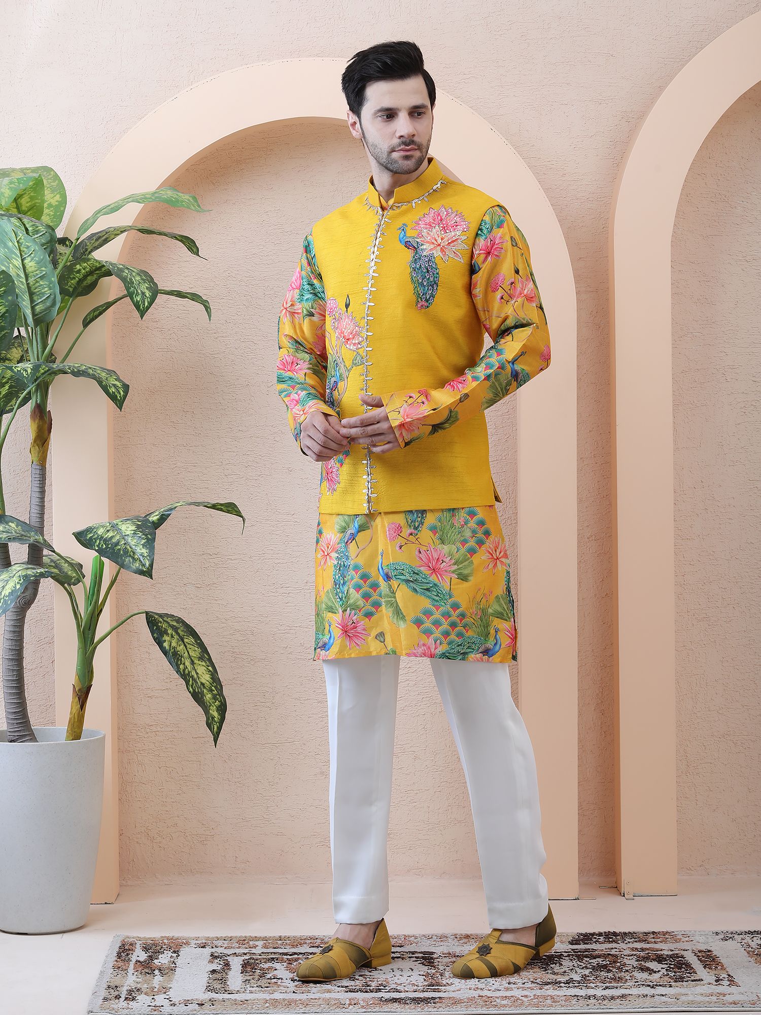 MAYURA (PEACOCK) HAND EMBROIDERED DESIGNER BUNDI SET – MUSTARD