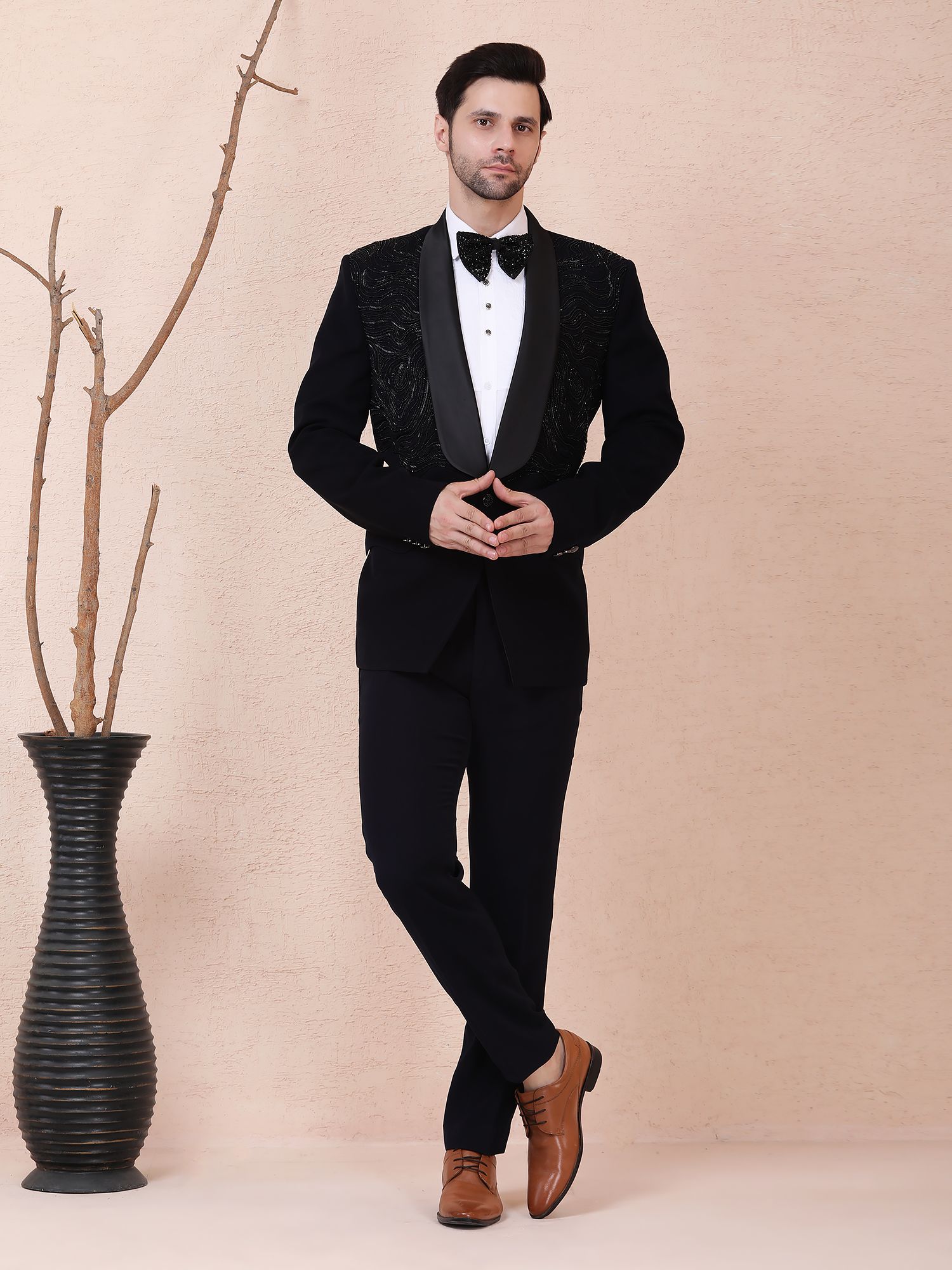 NOIR CONTOUR – HAND EMBROIDERED DESIGNER TUXEDO – BLACK