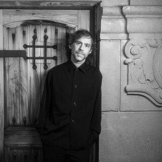 Hoe The National-gitarist Aaron Dessner popsterren als Taylor Swift en Gracie Abrams naar zijn vijver lokte