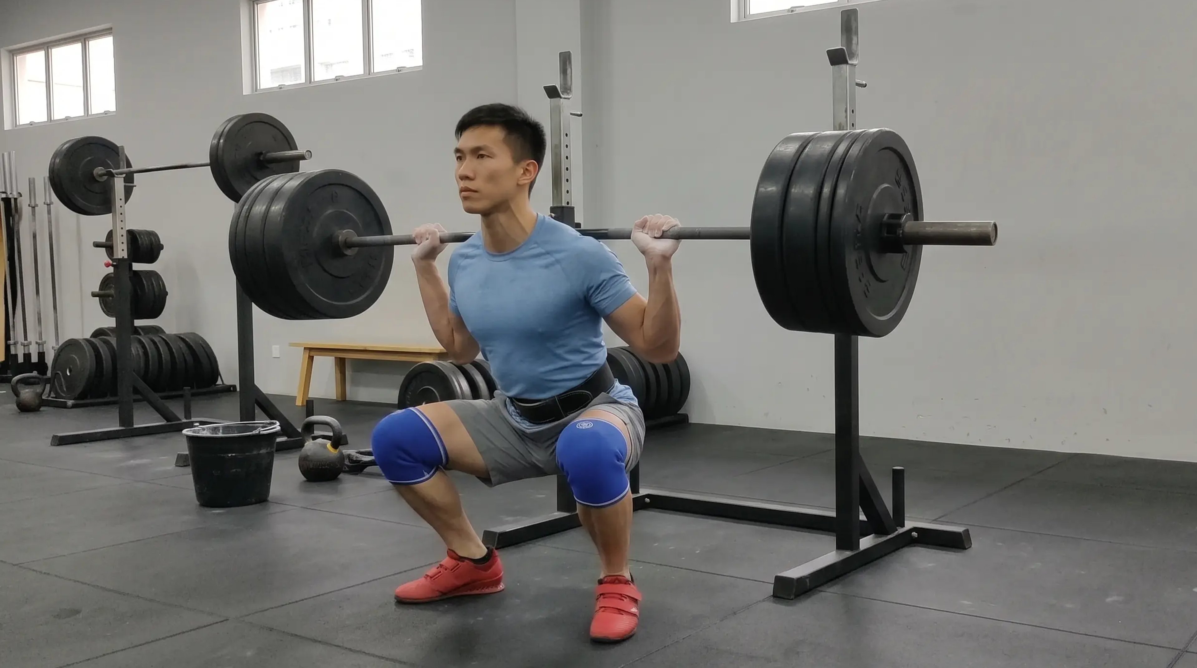 Knee Pain When Squatting: Why Cueing Your Knees Out Misses Where the Pain Starts