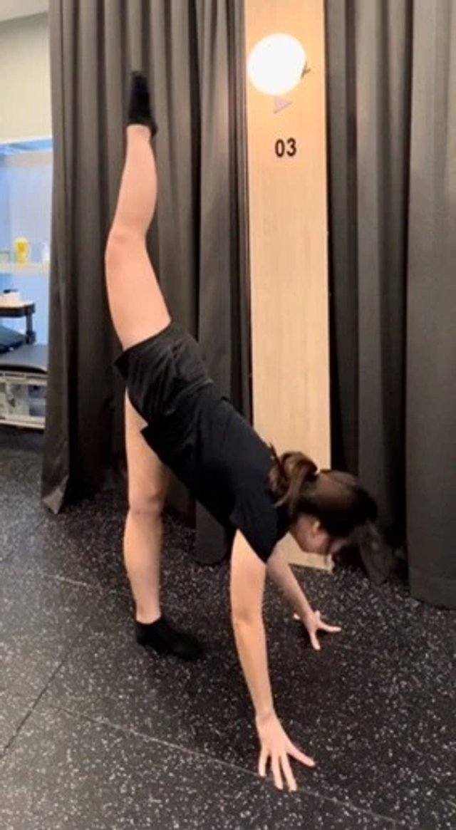 Arabesque penche