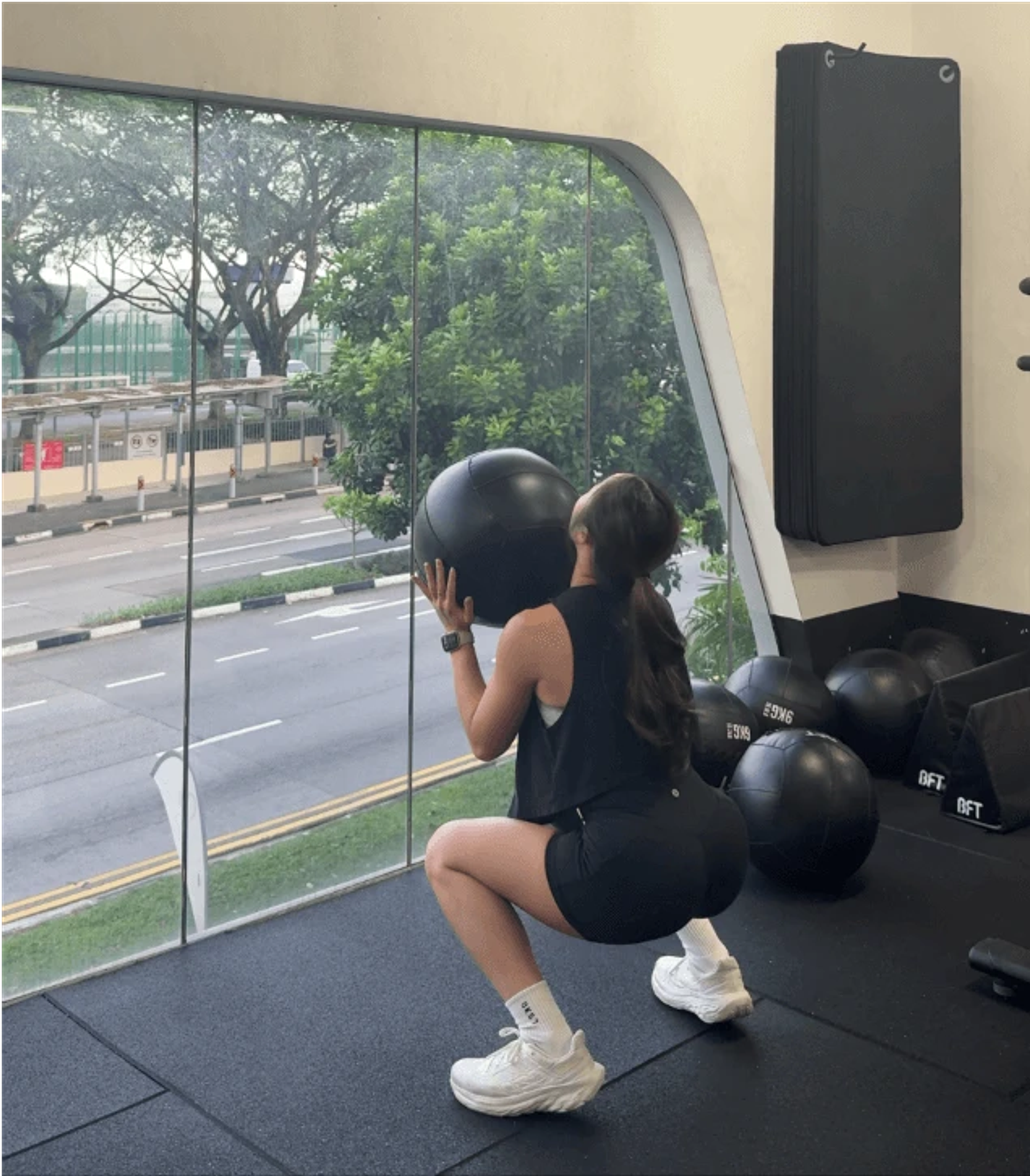 Wall ball squat